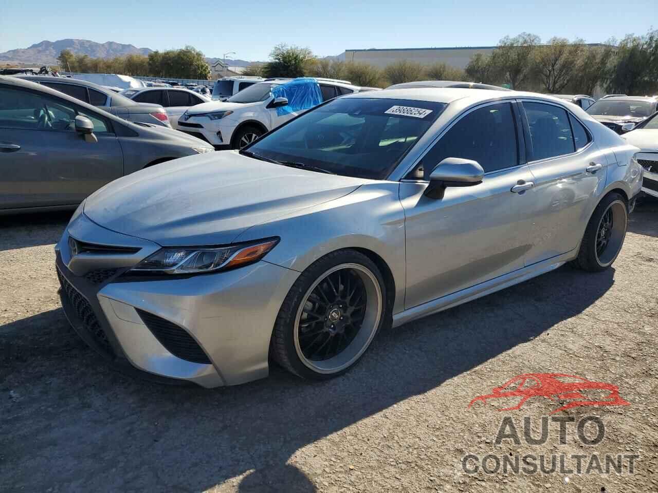 TOYOTA CAMRY 2018 - JTNB11HK7J3039407