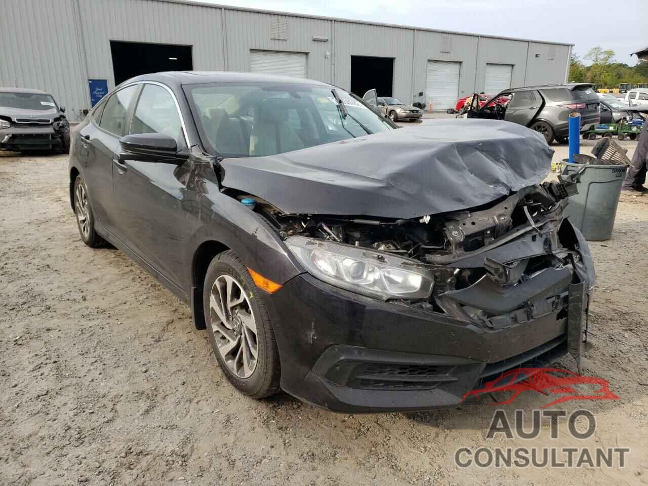 HONDA CIVIC 2018 - 2HGFC2F79JH587461