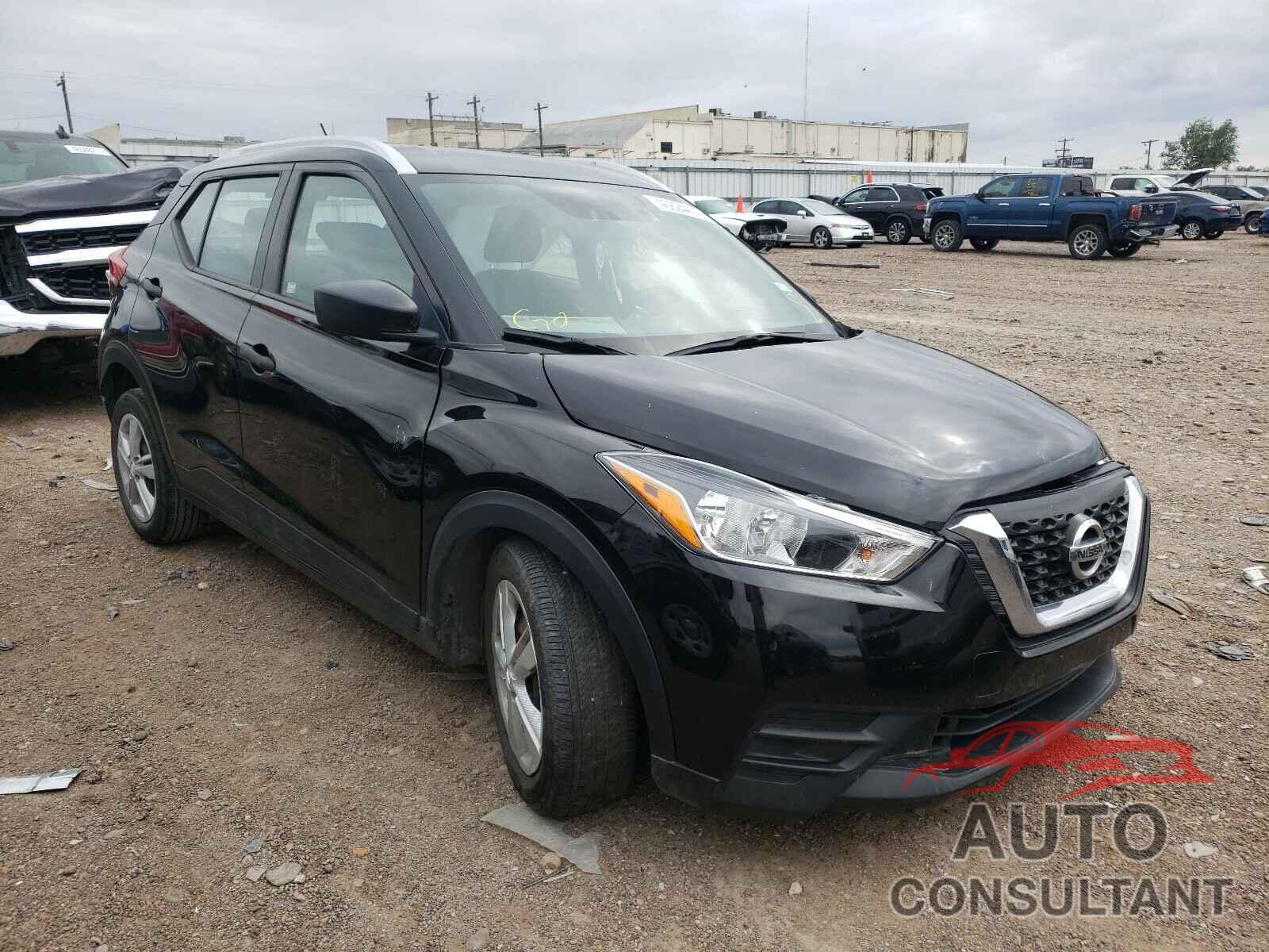 NISSAN KICKS 2018 - 3N1CP5CU0JL527161