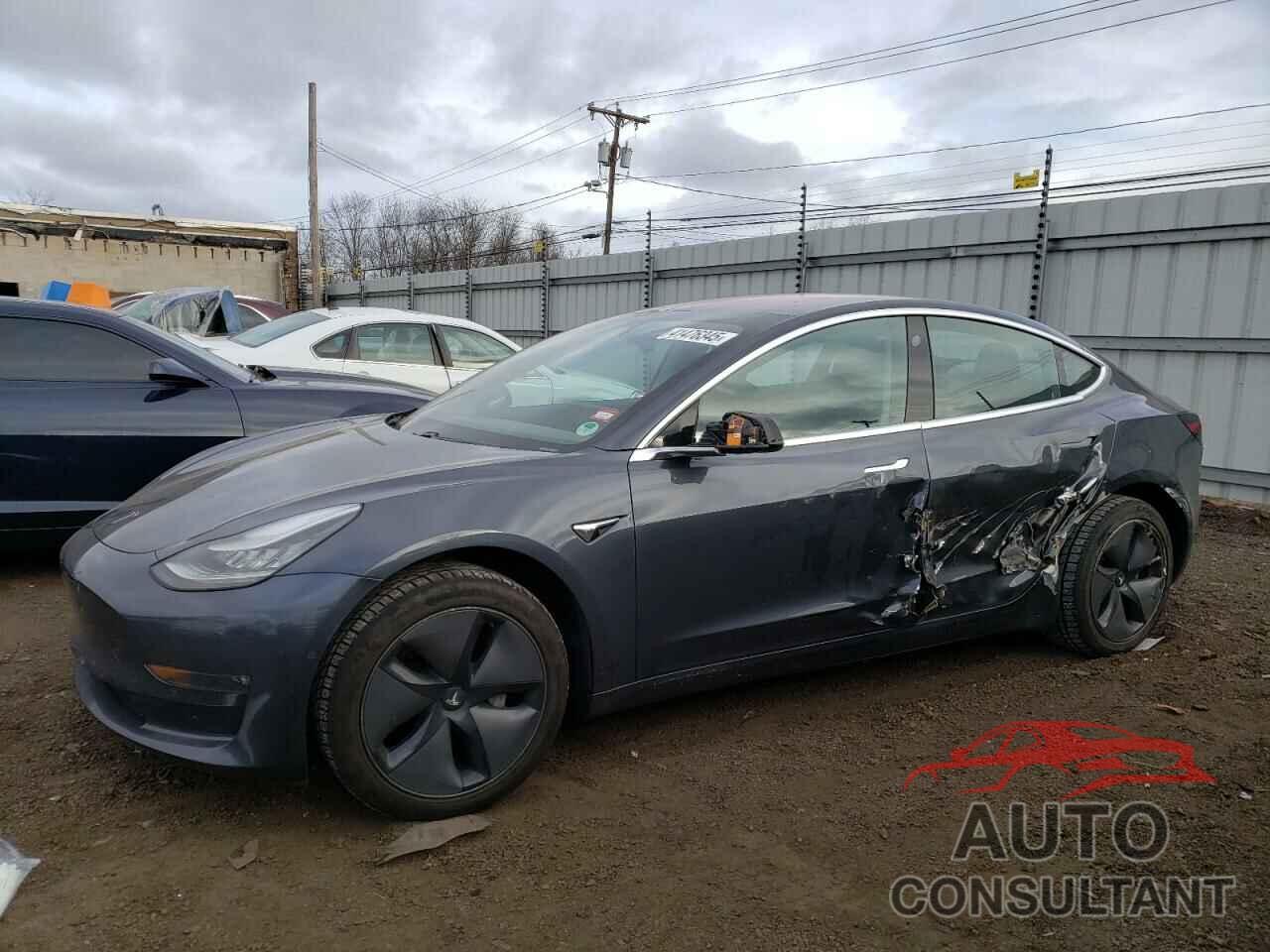 TESLA MODEL 3 2018 - 5YJ3E1EA5JF123933