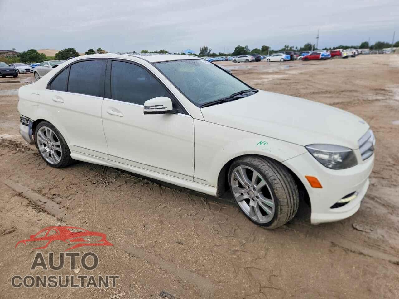 MERCEDES-BENZ C-CLASS 2011 - WDDGF5EB1BF655178
