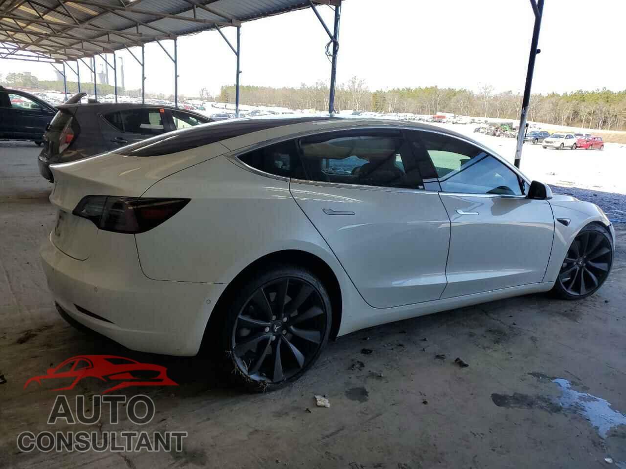 TESLA MODEL 3 2018 - 5YJ3E1EA5JF041040