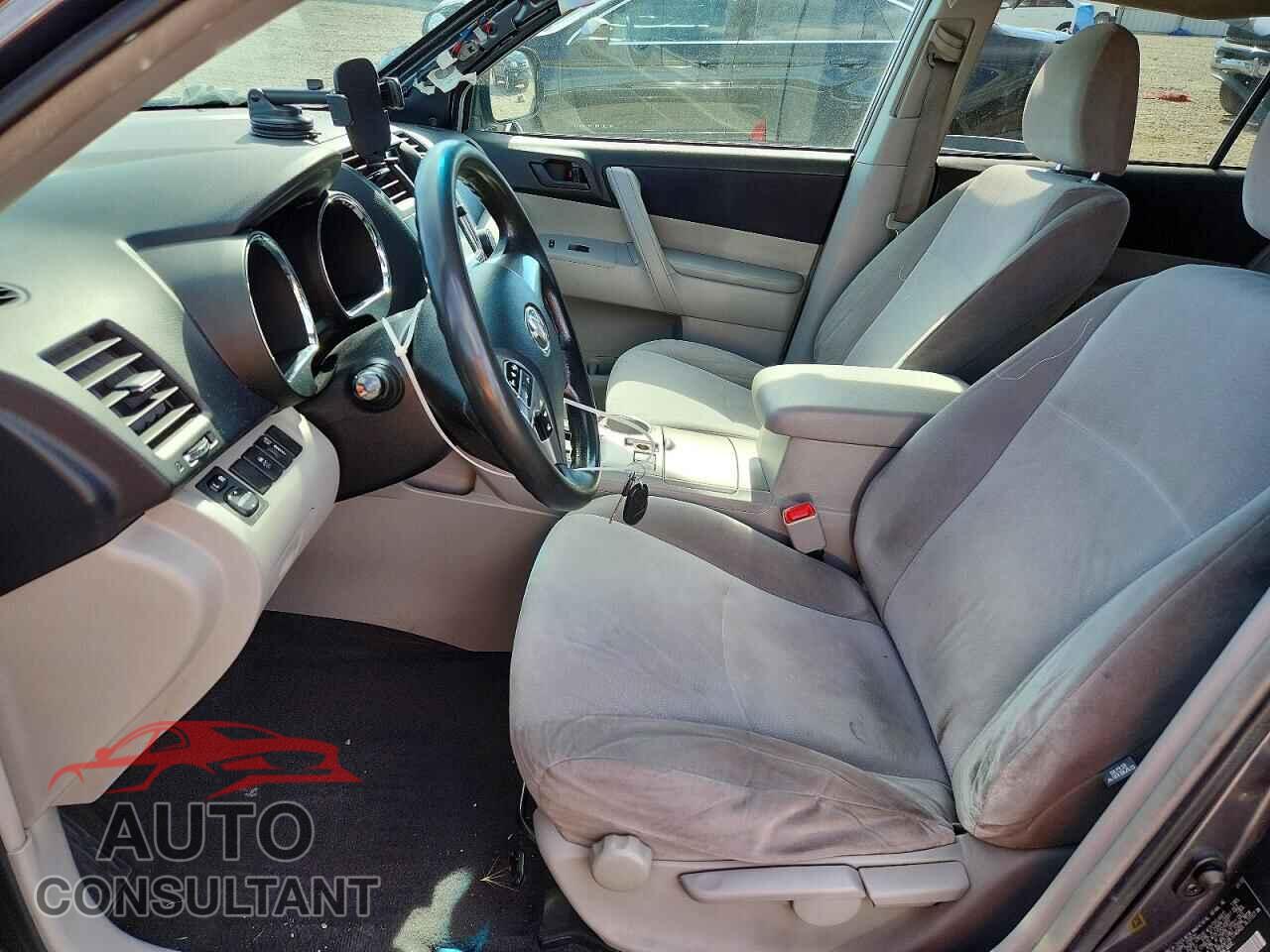TOYOTA HIGHLANDER 2013 - 5TDZA3EH8DS035697