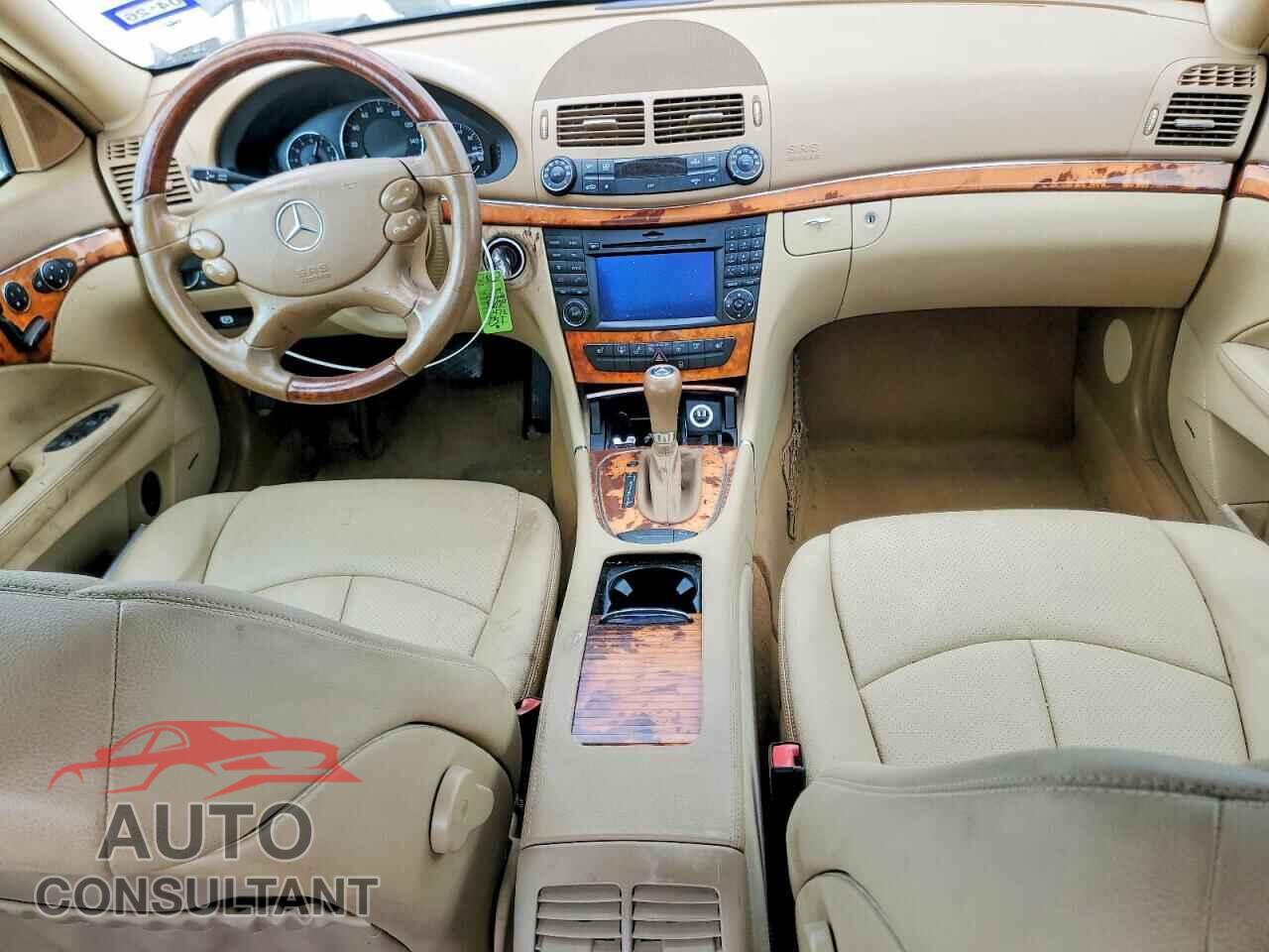 MERCEDES-BENZ E 2009 - WDBUF56X39B377472