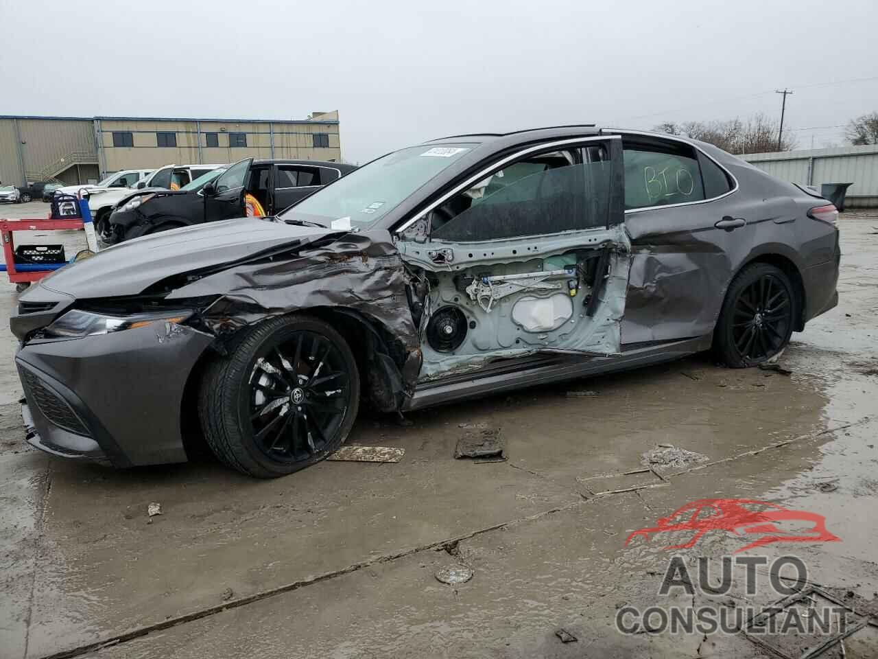 TOYOTA CAMRY 2023 - 4T1K61AK8PU760897