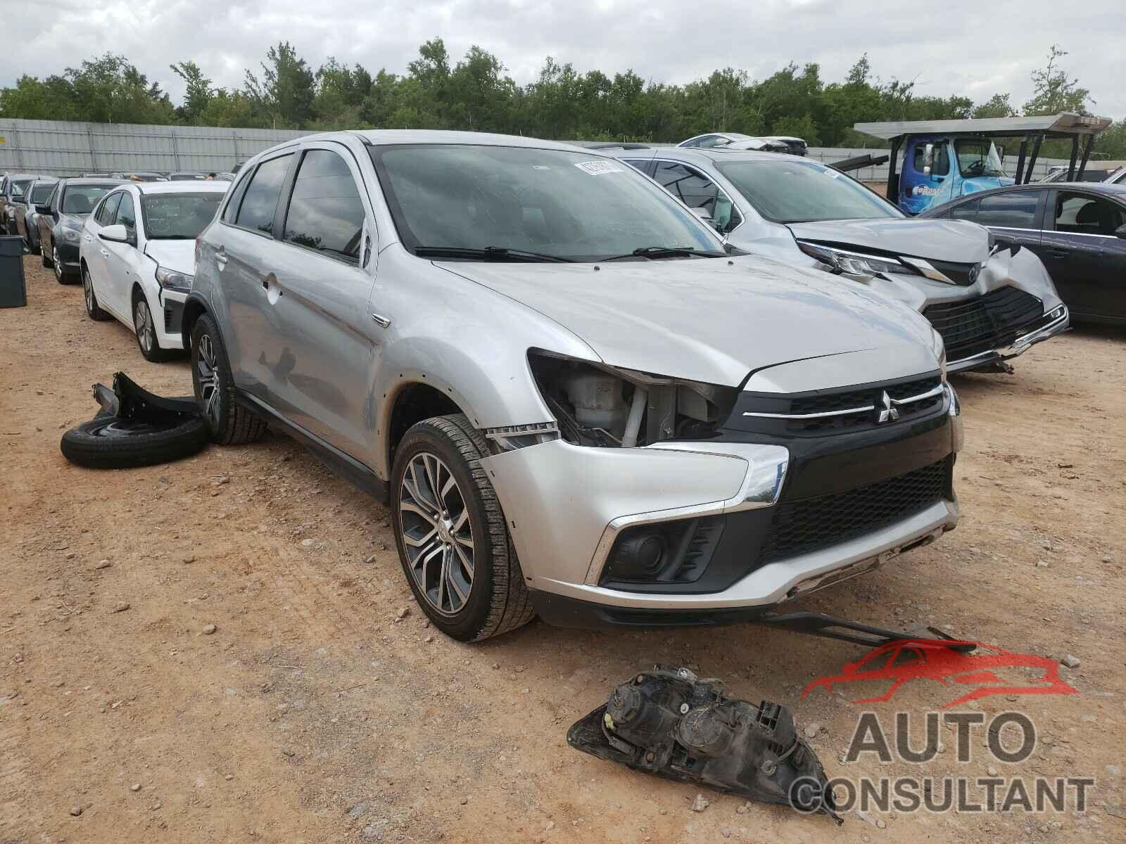 MITSUBISHI OUTLANDER 2018 - JA4AP3AU9JU008279