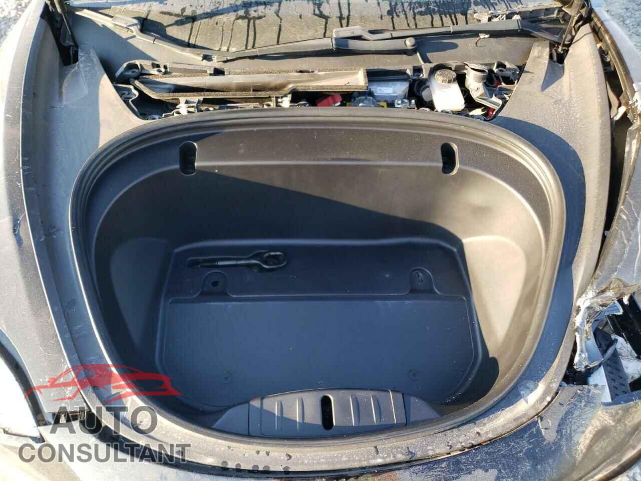 TESLA MODEL 3 2020 - 5YJ3E1EC1LF713065