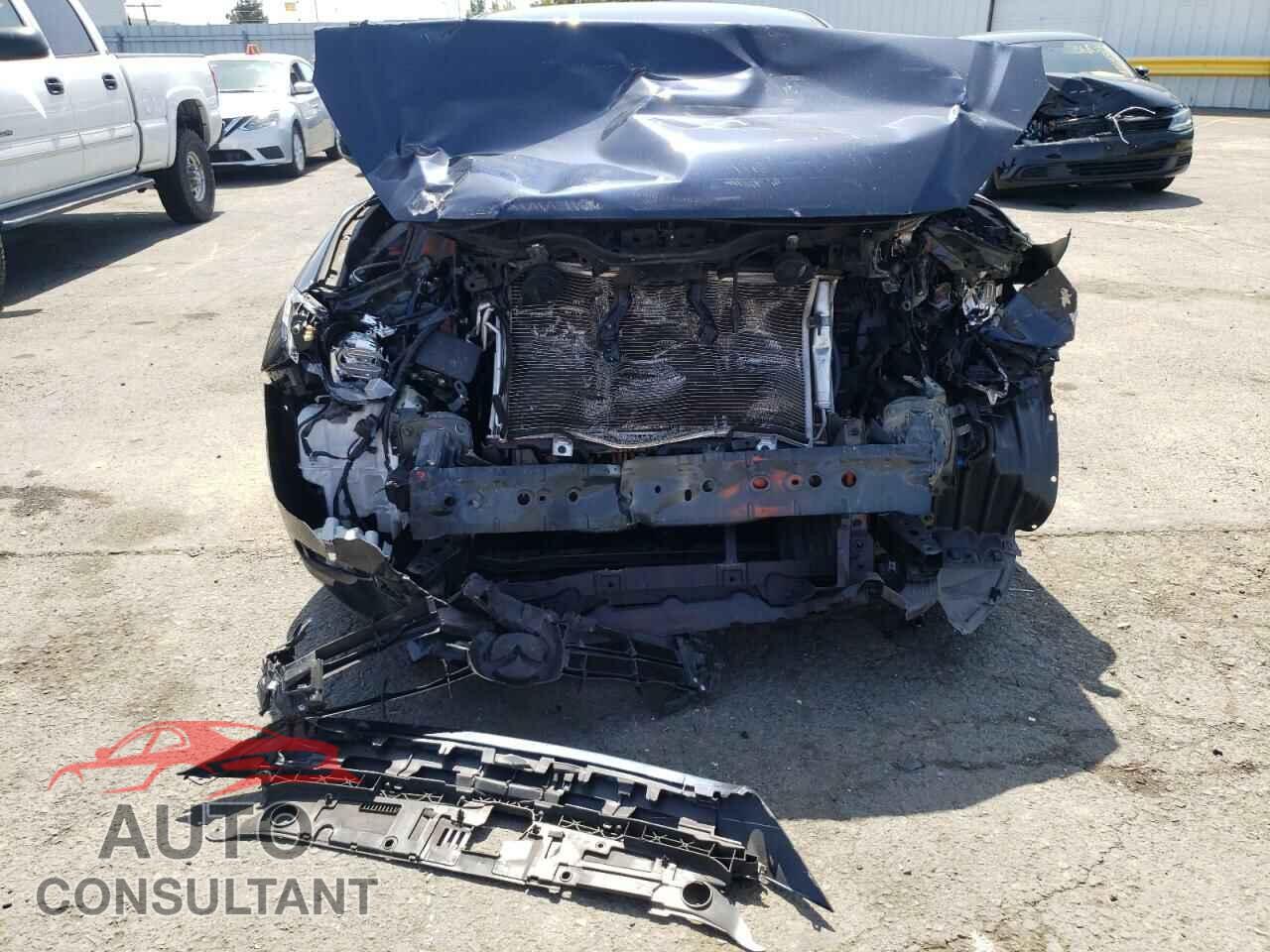 MAZDA 3 2017 - 3MZBN1U79HM102409