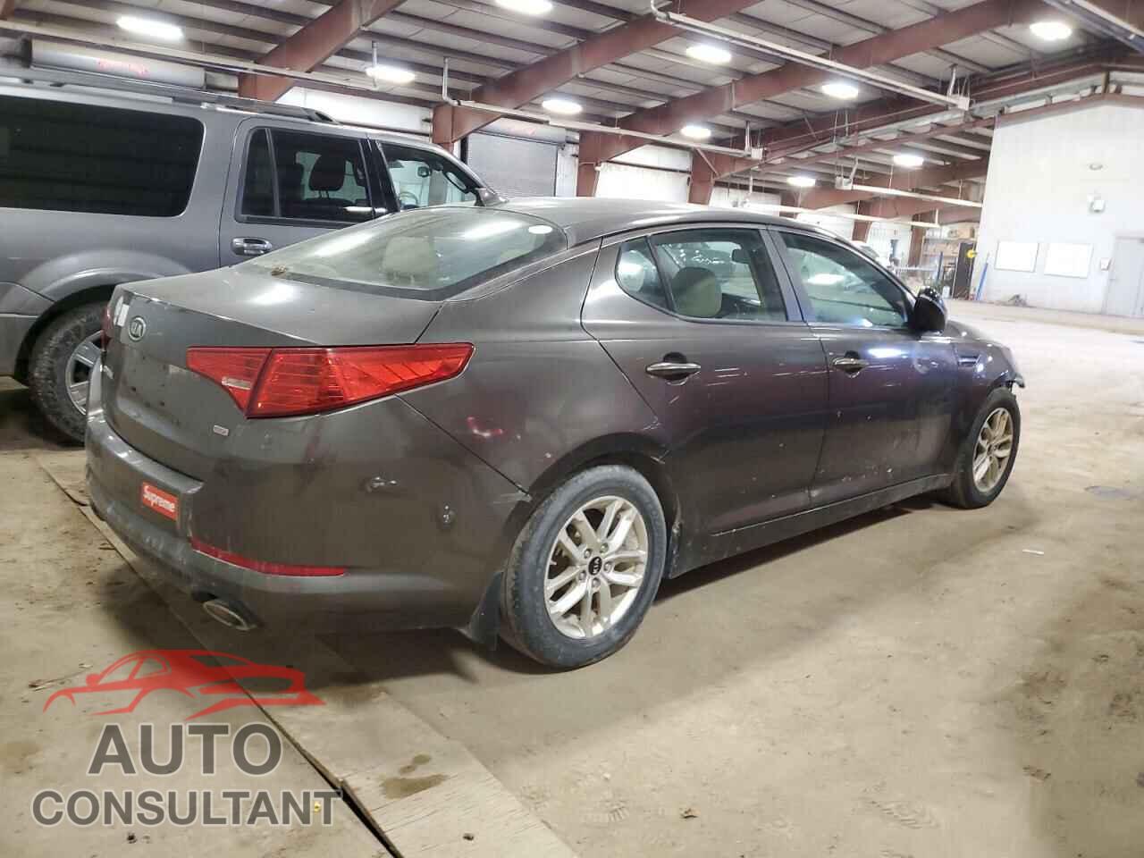 KIA OPTIMA 2011 - KNAGM4A79B5144784