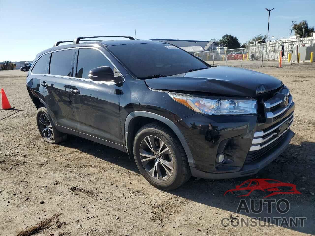 TOYOTA HIGHLANDER 2019 - 5TDZZRFH2KS318099