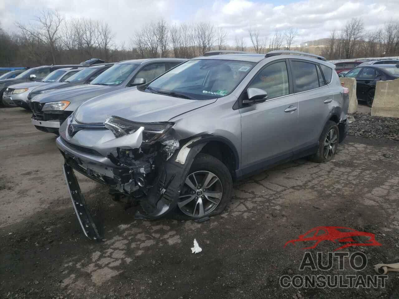 TOYOTA RAV4 2018 - JTMRFREV2JJ259762