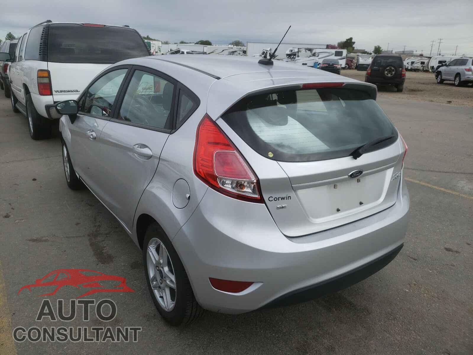 FORD FIESTA 2017 - 3FADP4EJ8HM164438