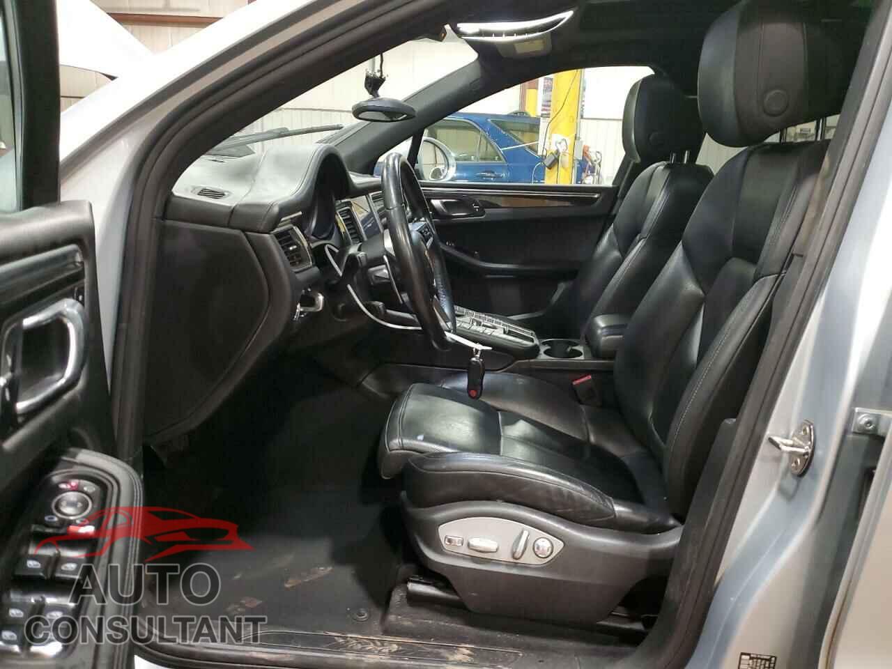 PORSCHE MACAN 2017 - WP1AA2A50HLB81097
