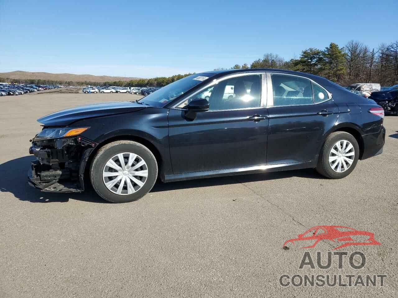 TOYOTA CAMRY 2018 - 4T1B11HK2JU605130