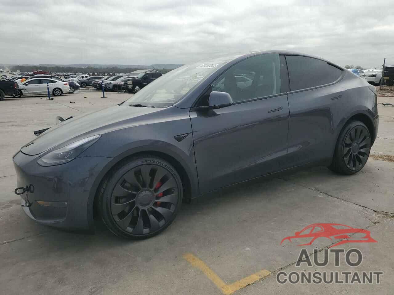 TESLA MODEL Y 2023 - 7SAYGDEF7PF971577