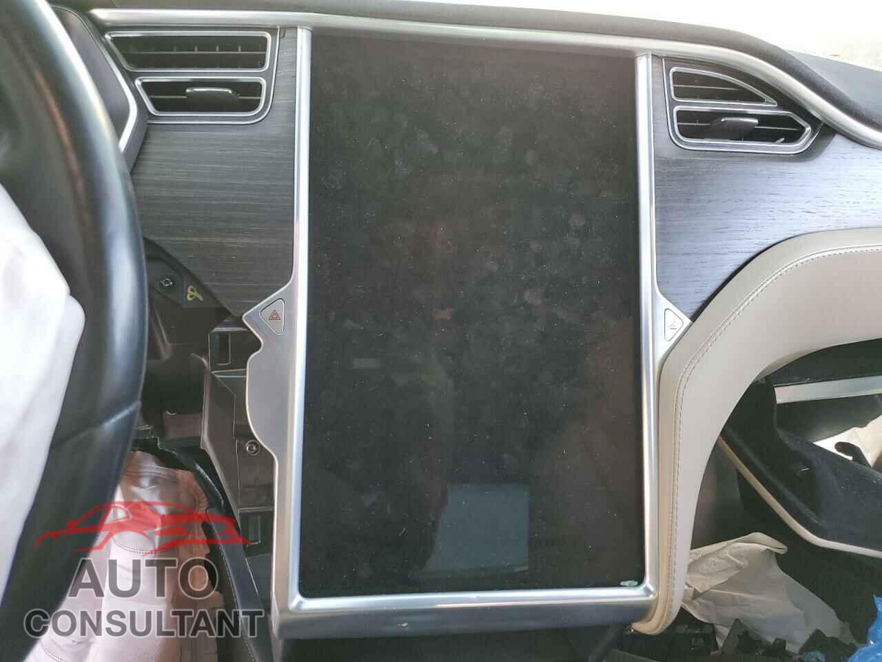TESLA MODEL S 2016 - 5YJSA1E25GF156360