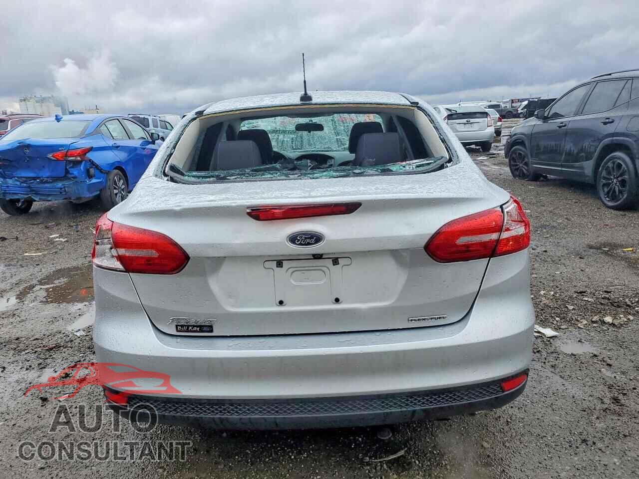 FORD FOCUS 2016 - 1FADP3E29GL288169