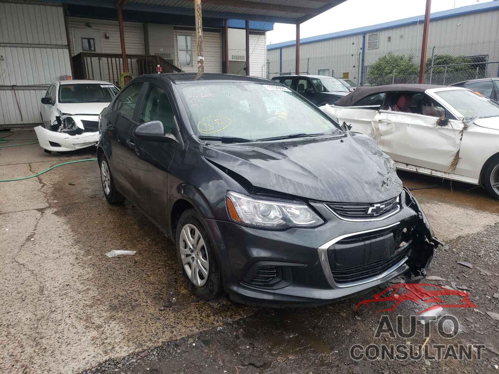 CHEVROLET SONIC 2017 - 1G1JB5SG8H4152692