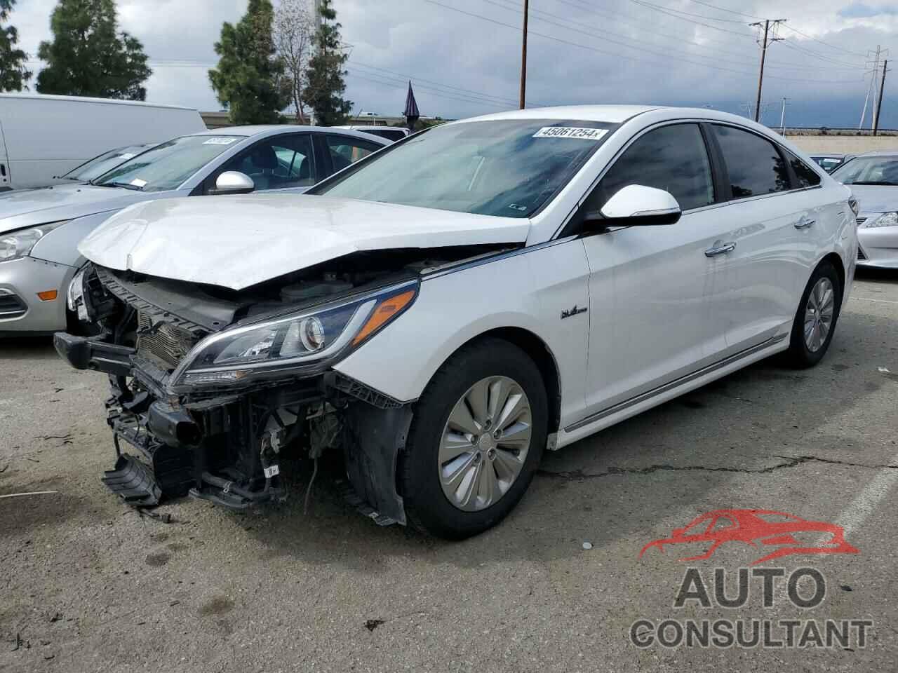 HYUNDAI SONATA 2017 - KMHE24L18HA047600
