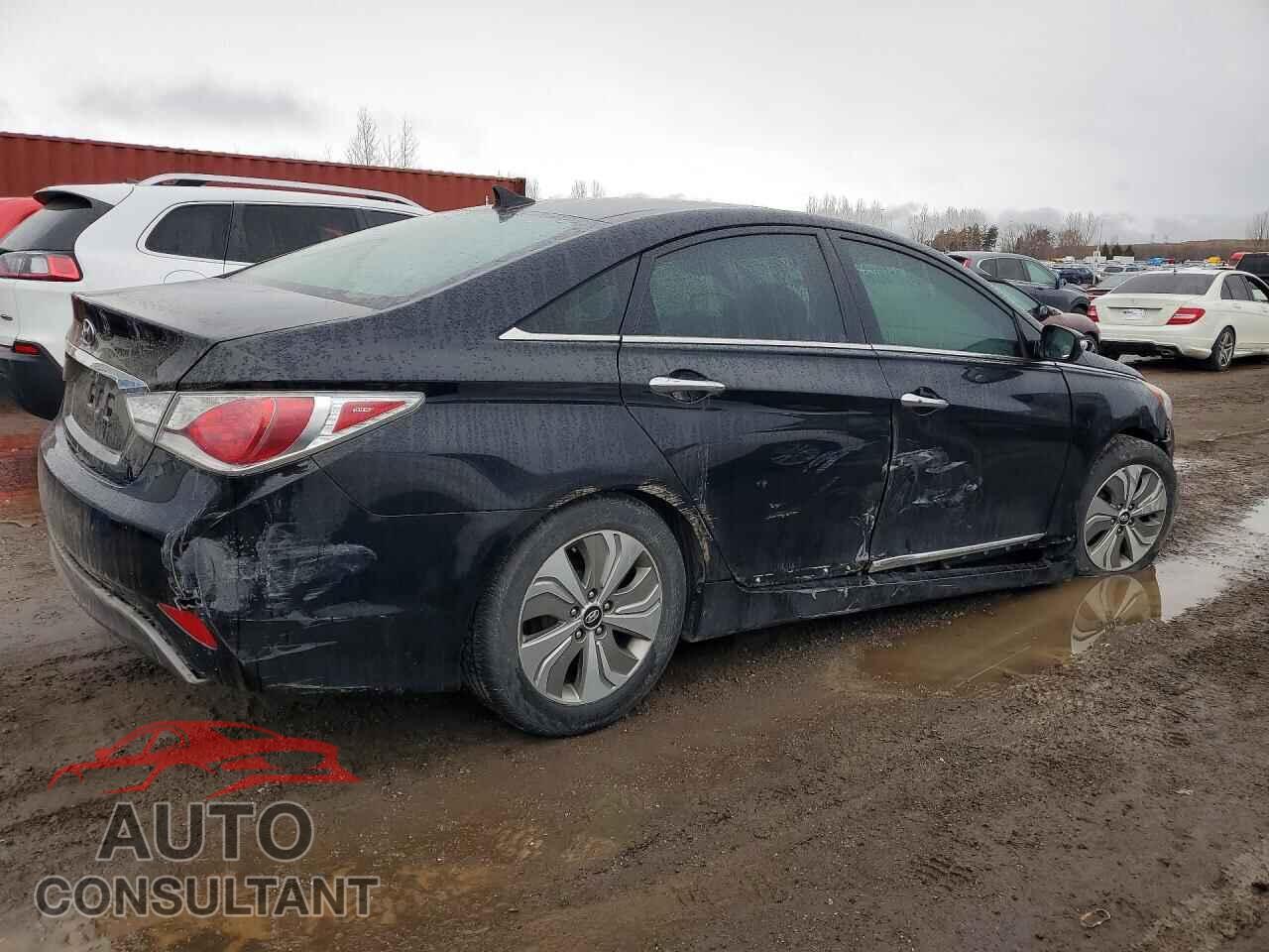 HYUNDAI SONATA 2015 - KMHEC4A40FA136875