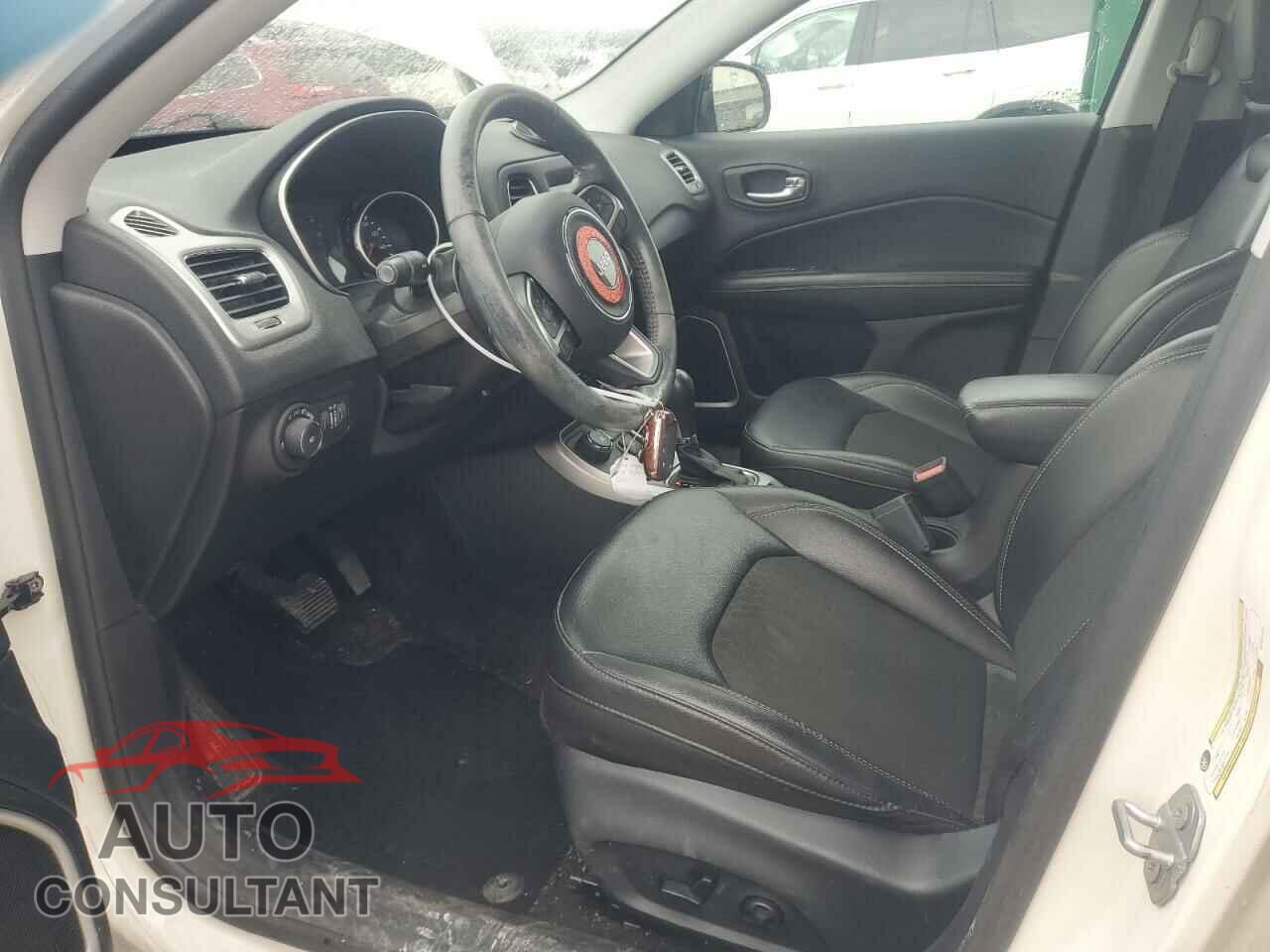 JEEP COMPASS 2019 - 3C4NJDBB7KT651141