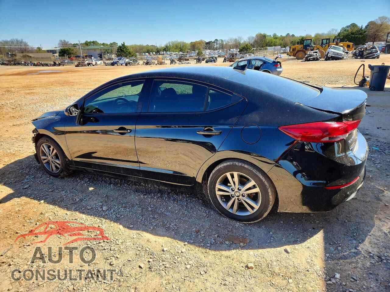 HYUNDAI ELANTRA 2018 - 5NPD84LF3JH303473