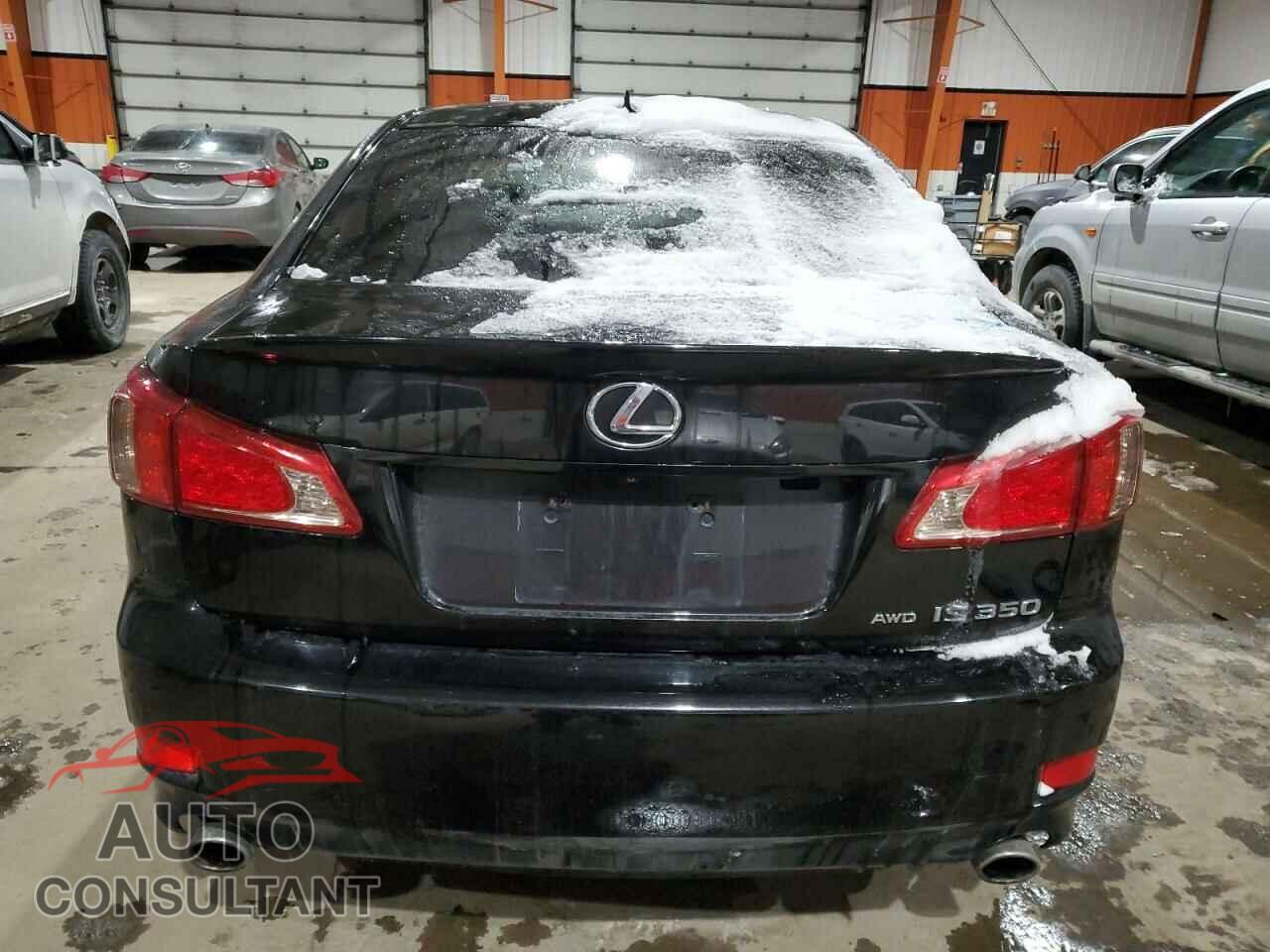 LEXUS IS 2011 - JTHCE5C22B5000532