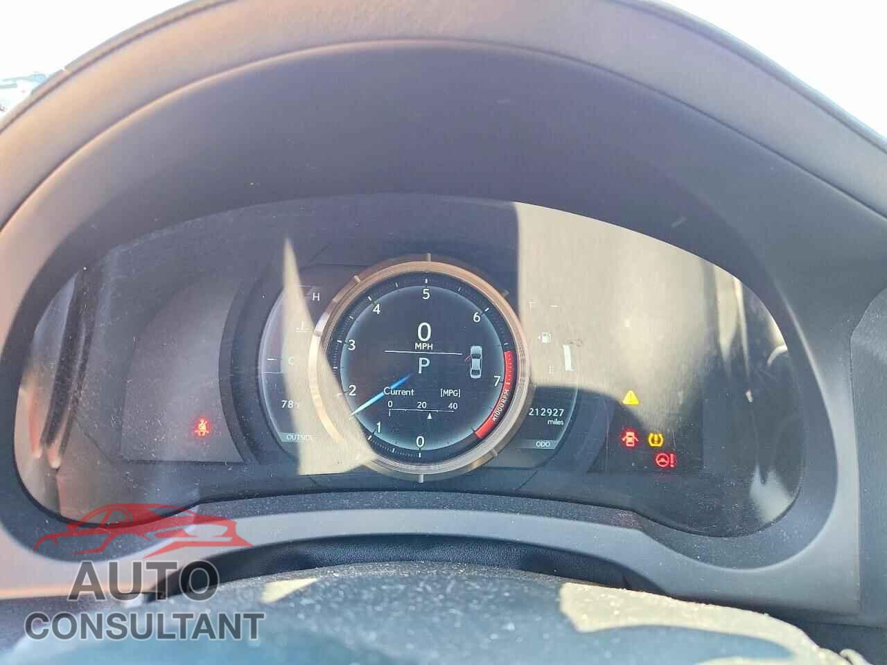LEXUS IS 2014 - JTHBF1D22E5015746