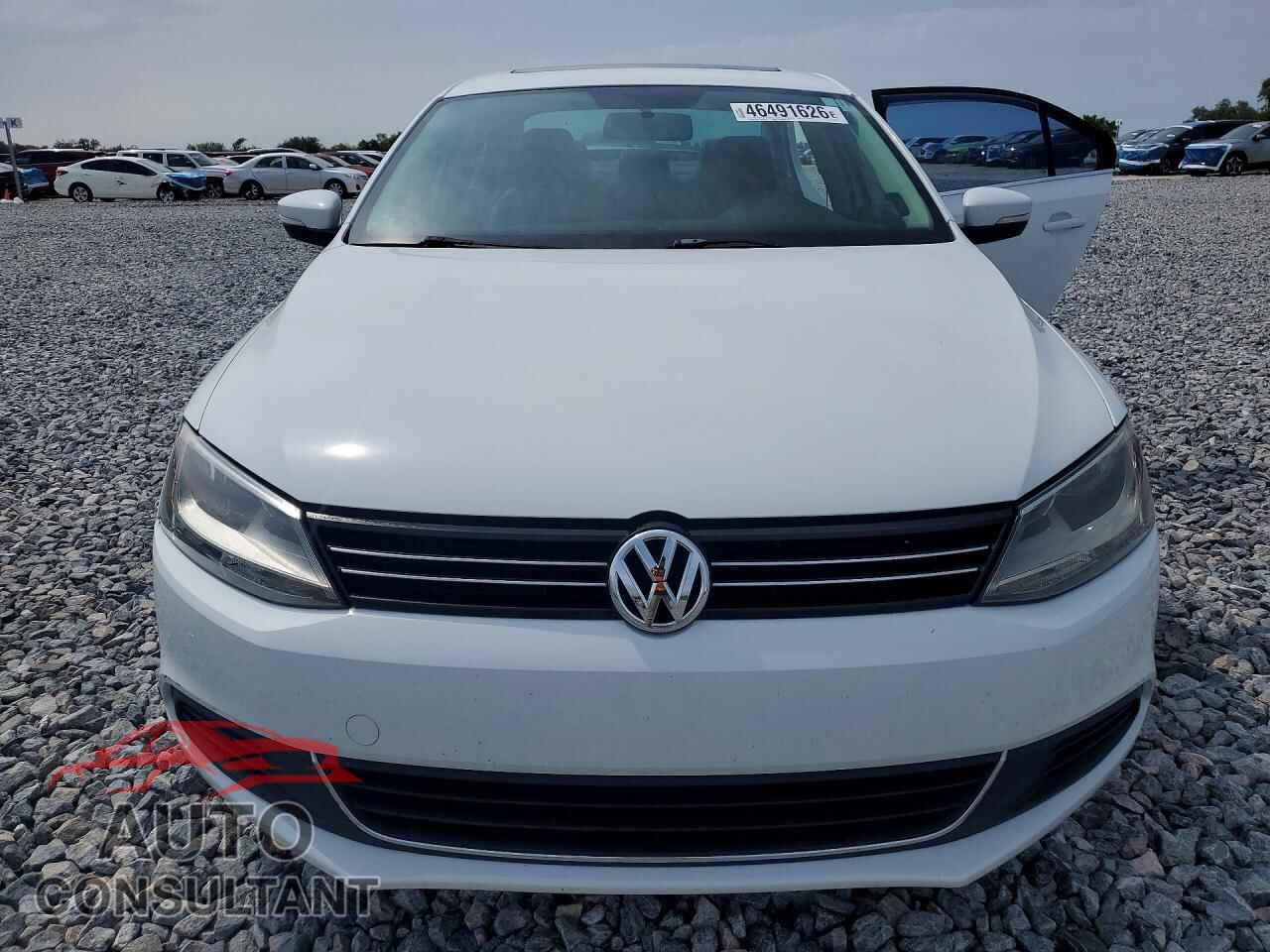 VOLKSWAGEN JETTA 2014 - 3VWLL7AJ5EM438454