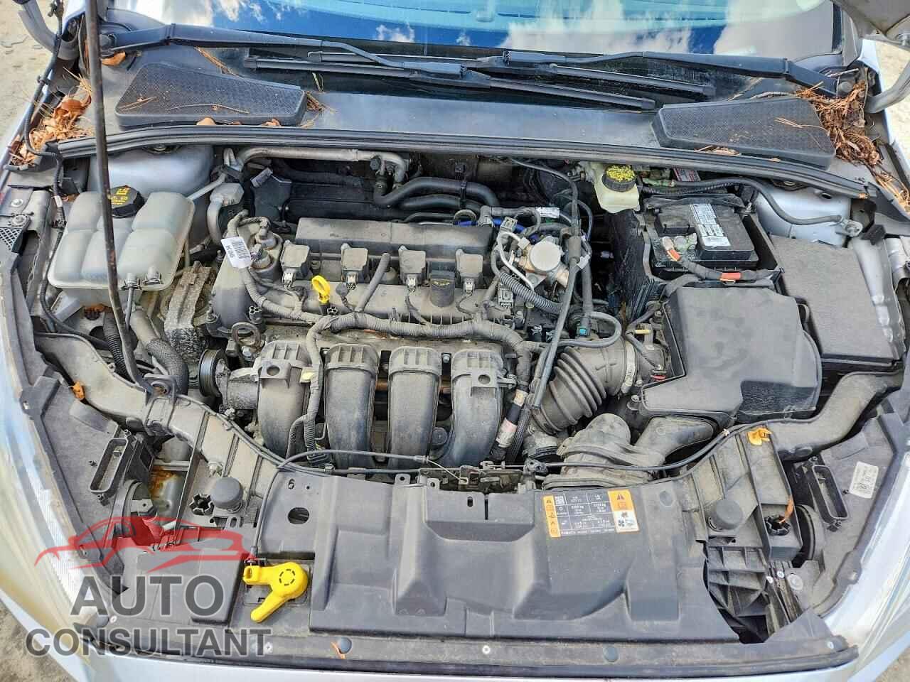 FORD FOCUS 2017 - 1FADP3F26HL249748