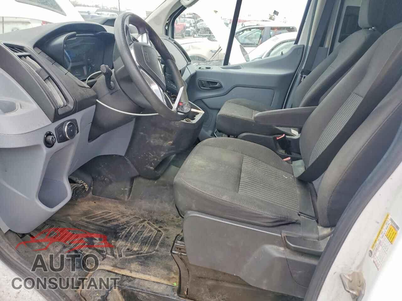 FORD TRANSIT 2019 - 1FTYR2CM9KKA87942
