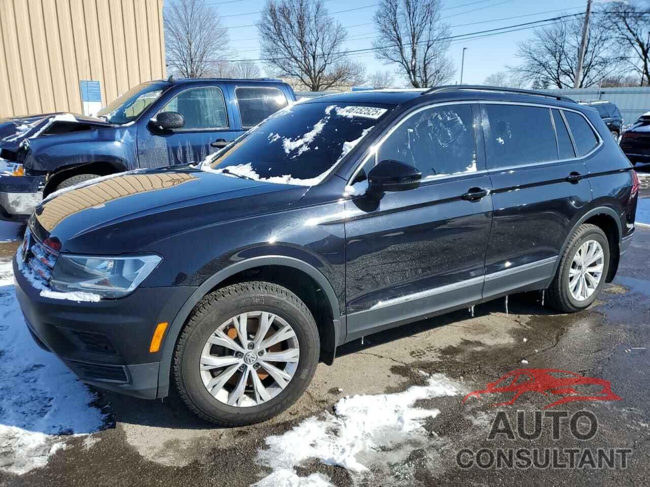 VOLKSWAGEN TIGUAN 2018 - 3VV2B7AX7JM176101