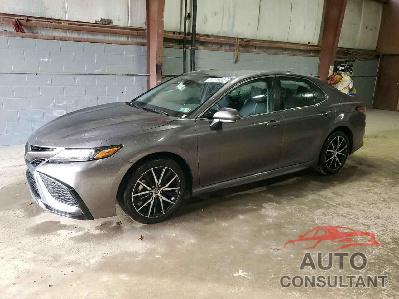 TOYOTA CAMRY 2023 - 4T1G11AK5PU827301