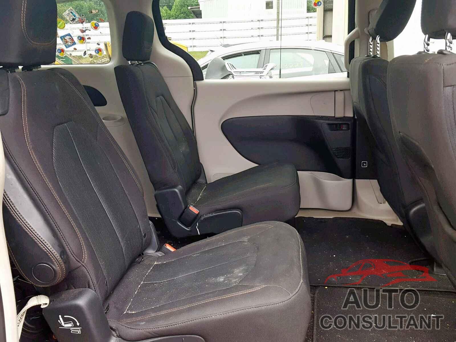 CHRYSLER PACIFICA T 2017 - 2C4RC1DGXHR512118