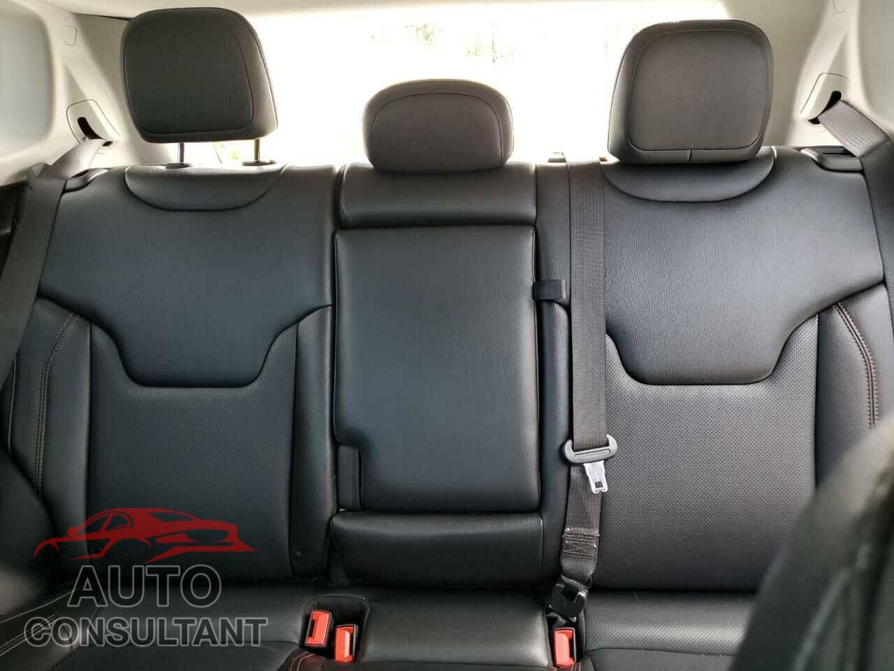 JEEP COMPASS 2021 - 3C4NJDCB4MT603095