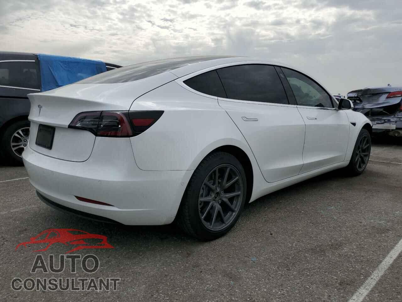 TESLA MODEL 3 2019 - 5YJ3E1EA9KF401525