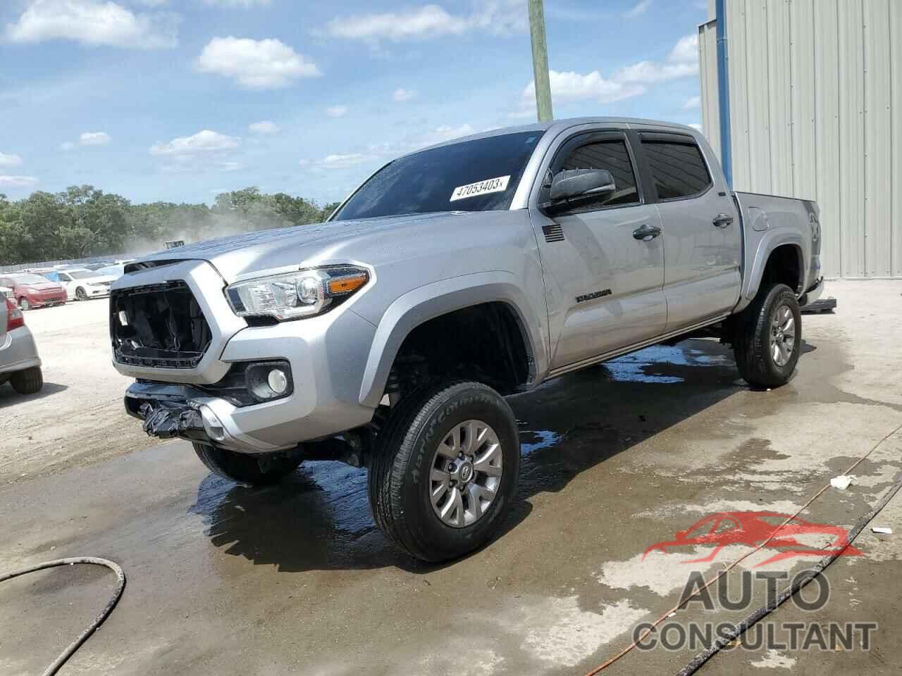 TOYOTA TACOMA 2018 - 5TFAZ5CN5JX067555