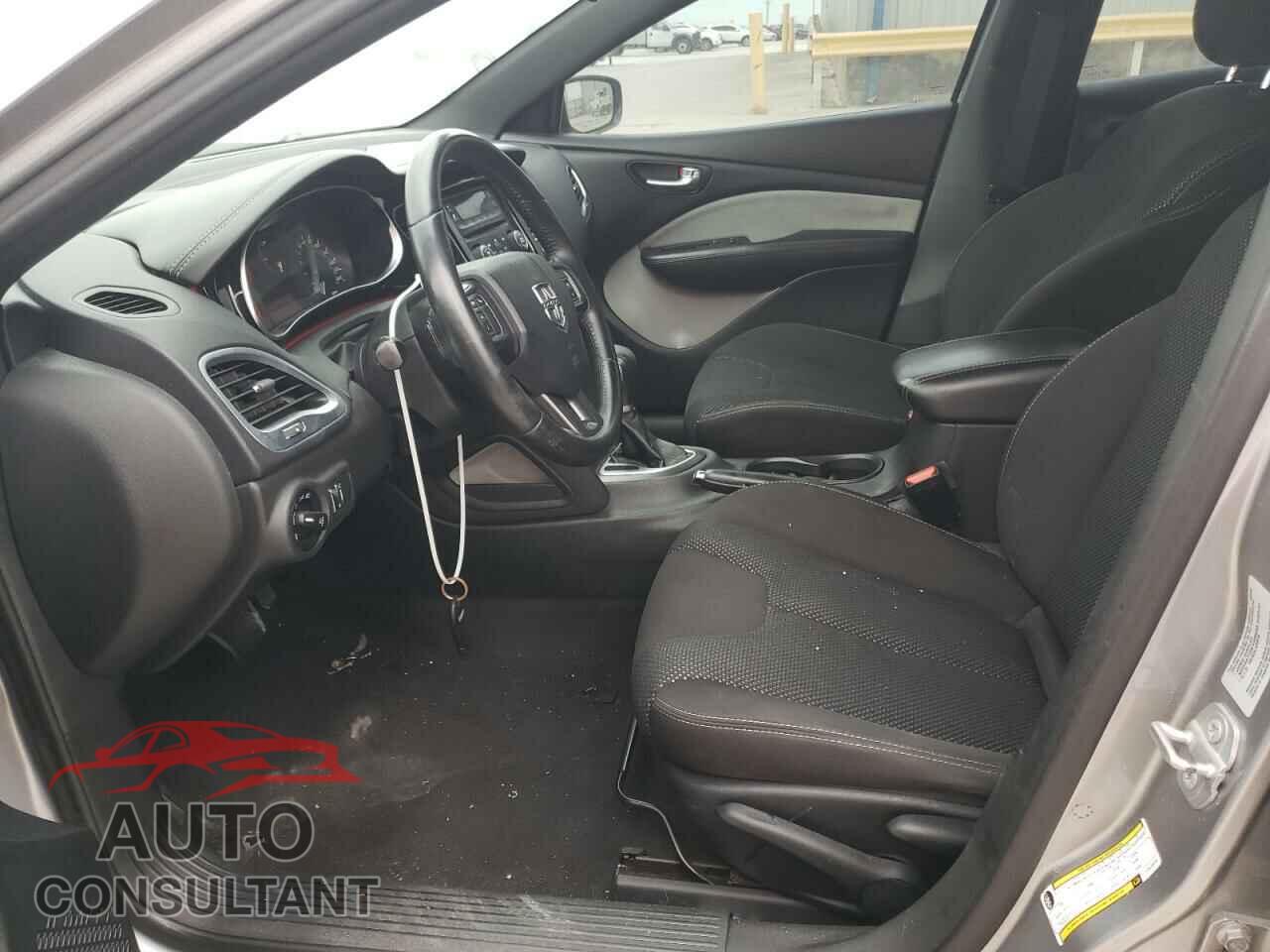 DODGE DART 2015 - 1C3CDFBB5FD410916