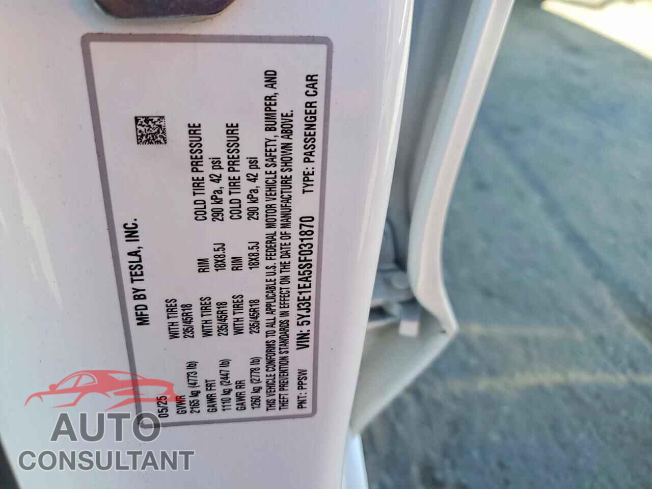 TESLA MODEL 3 2025 - 5YJ3E1EA5SF031870