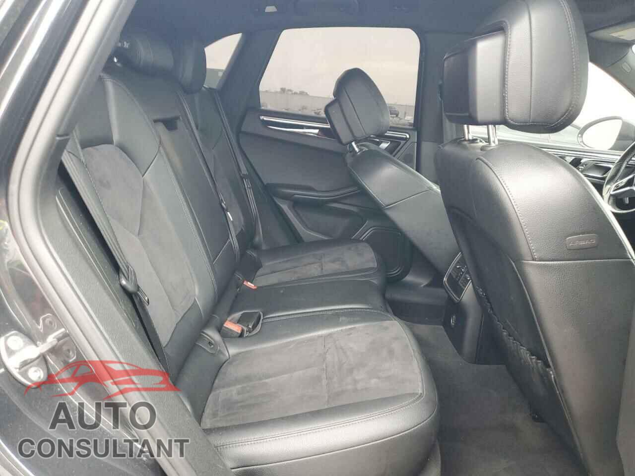 PORSCHE MACAN 2017 - WP1AA2A57HLB80979