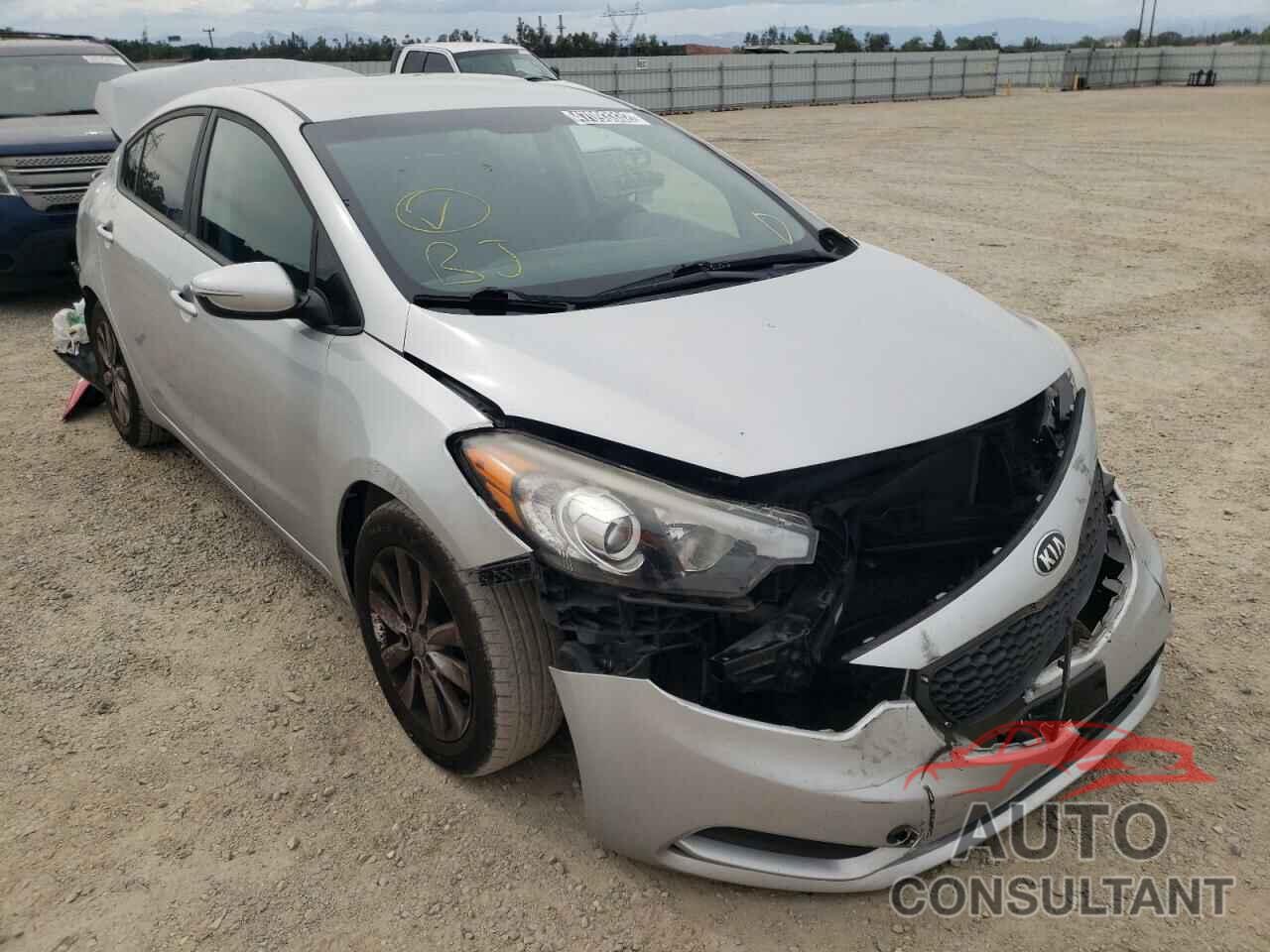 KIA FORTE 2016 - KNAFX4A68G5564408