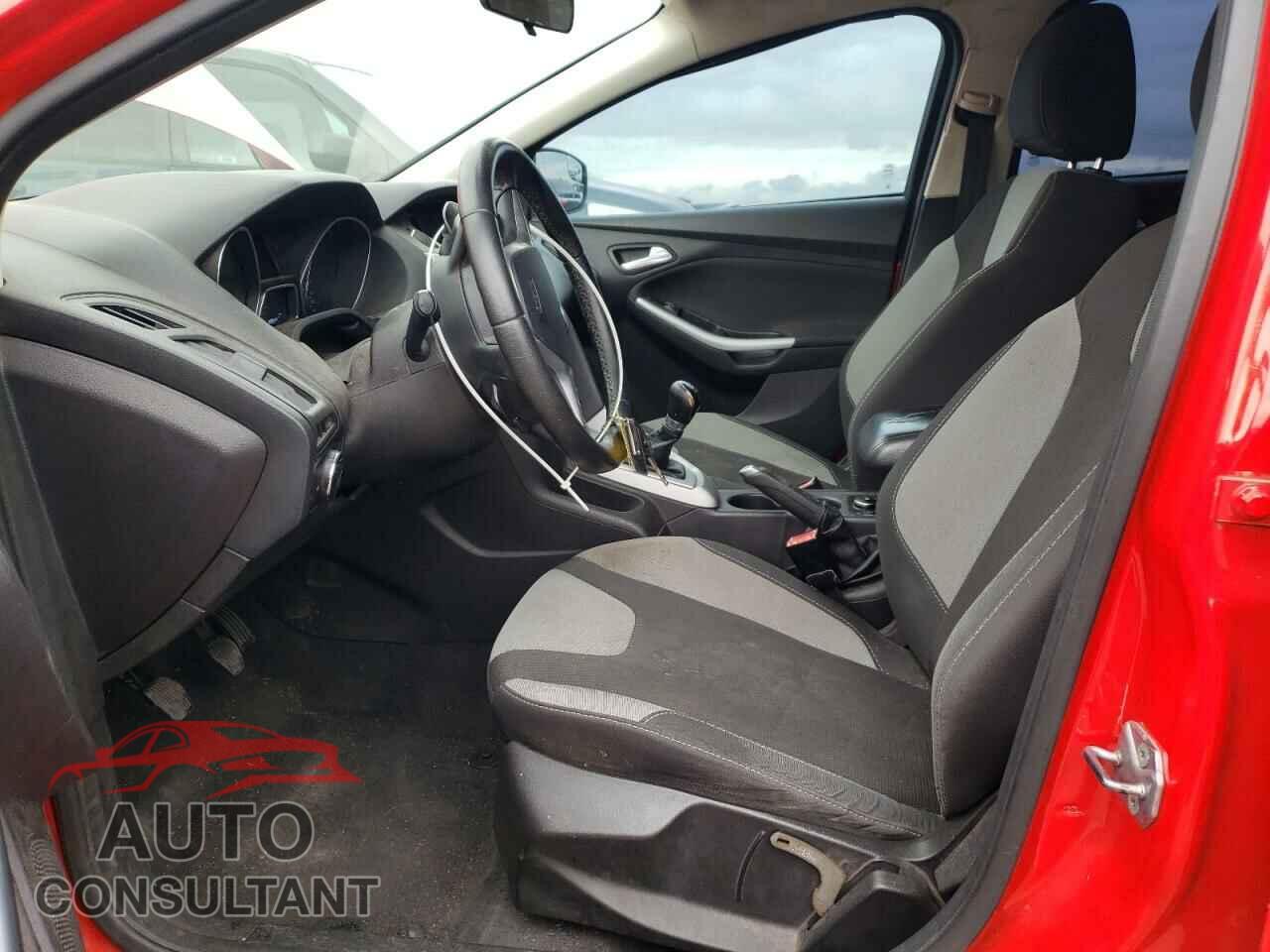 FORD FOCUS 2012 - 1FAHP3K26CL468581