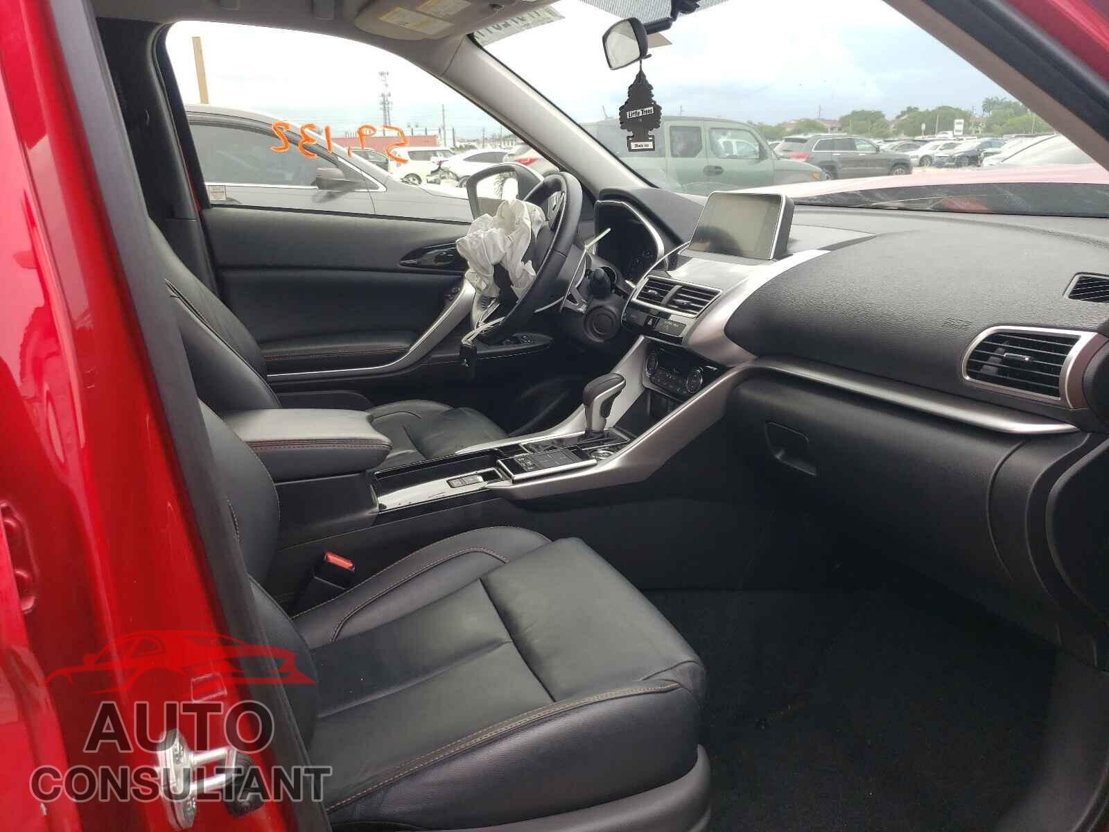 MITSUBISHI ECLIPSE 2018 - JA4AT5AAXJZ069074