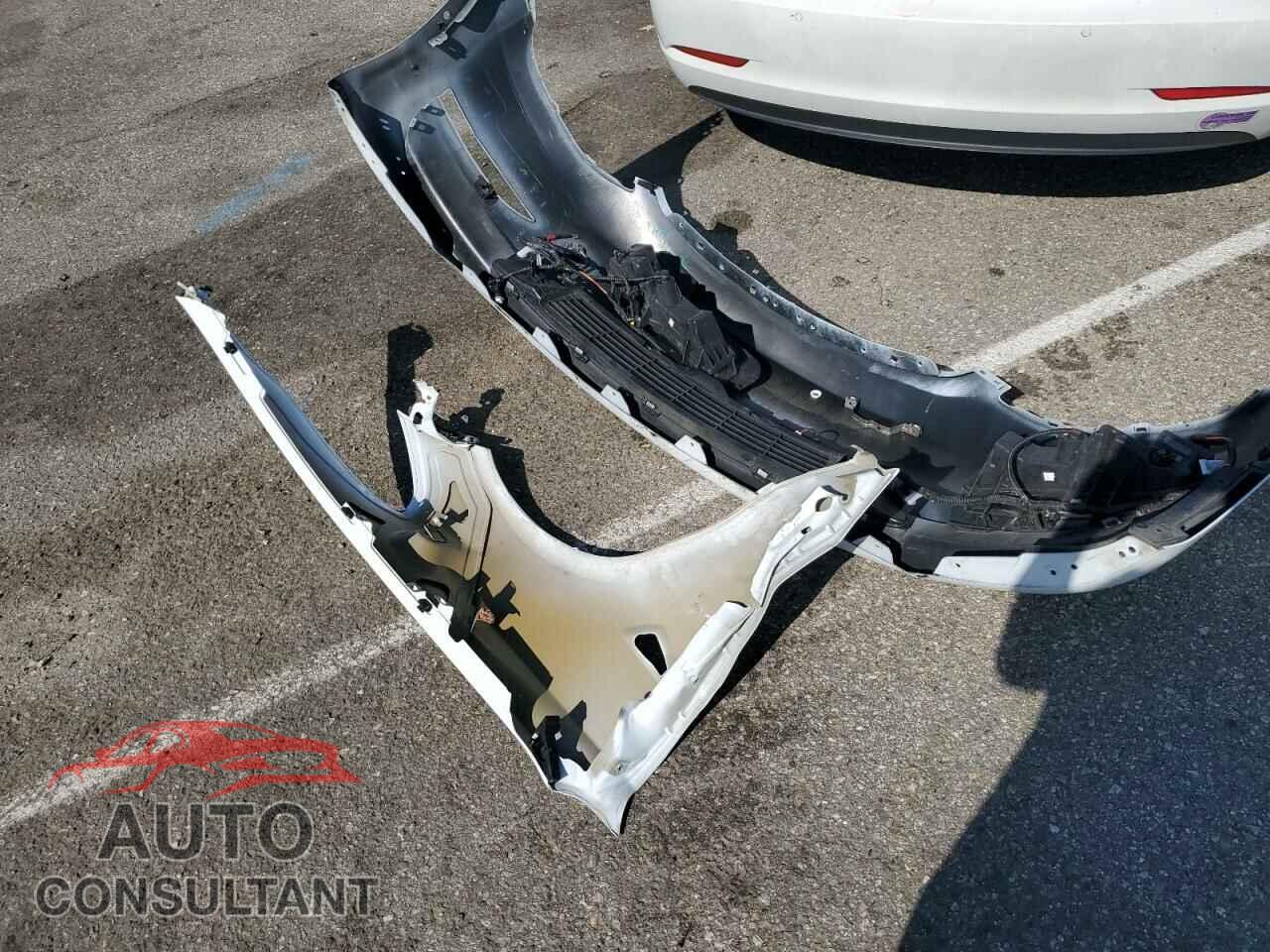 TESLA MODEL 3 2019 - 5YJ3E1EB6KF413656