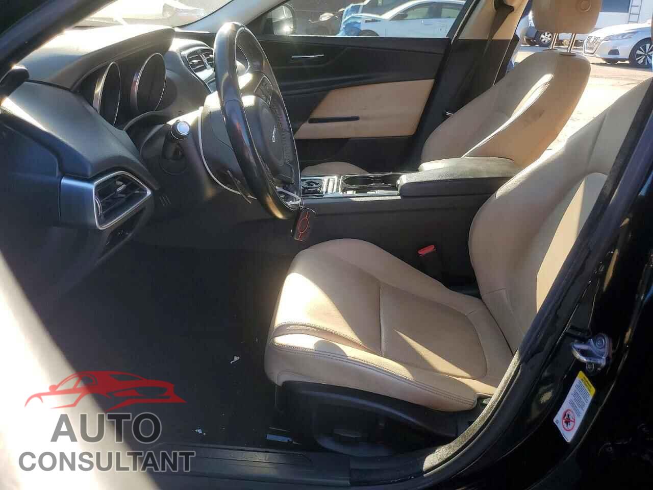 JAGUAR XE 2017 - SAJAR4BG4HA966841