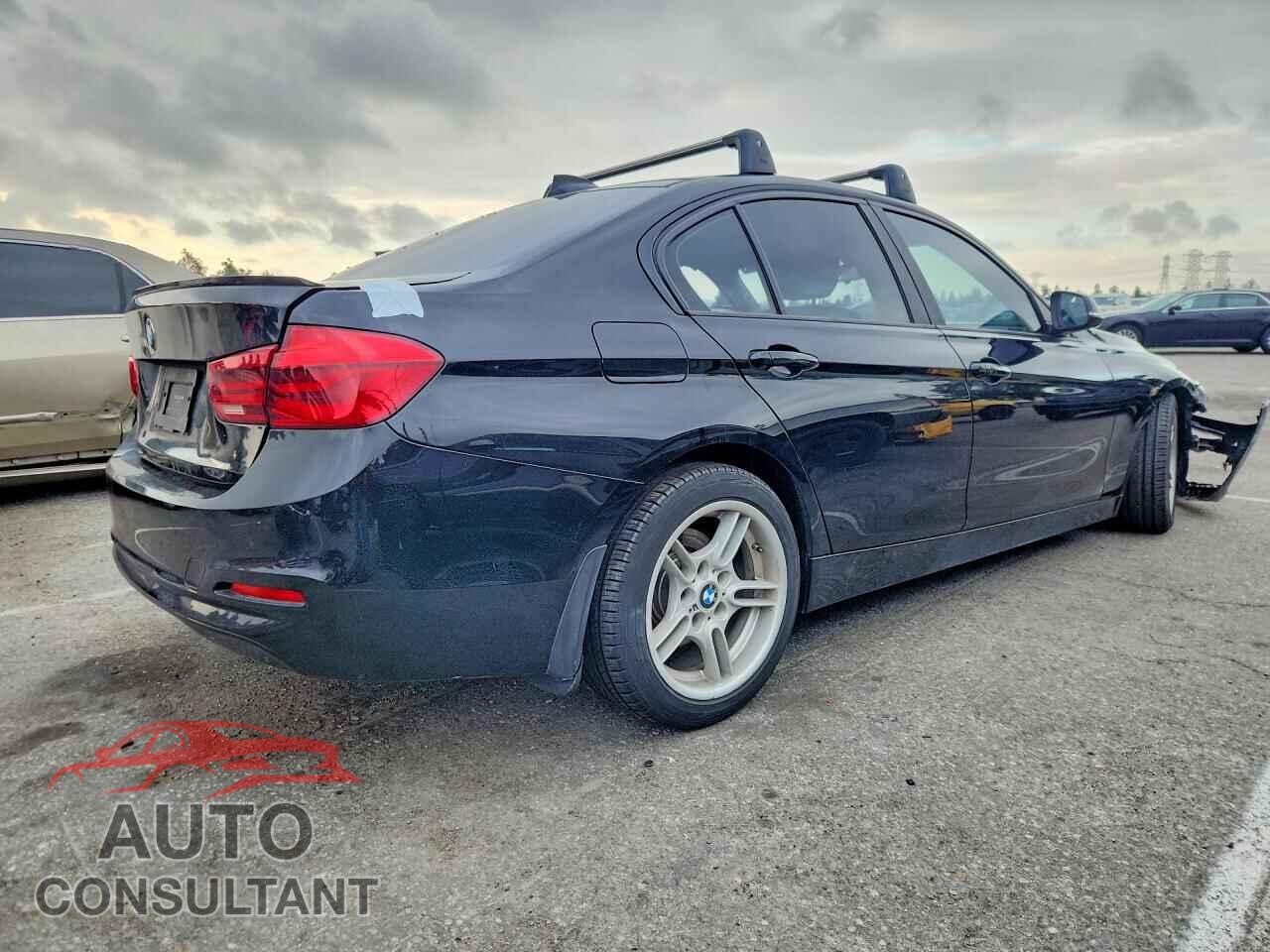 BMW 3 SERIES 2016 - WBA8E1G54GNU11231
