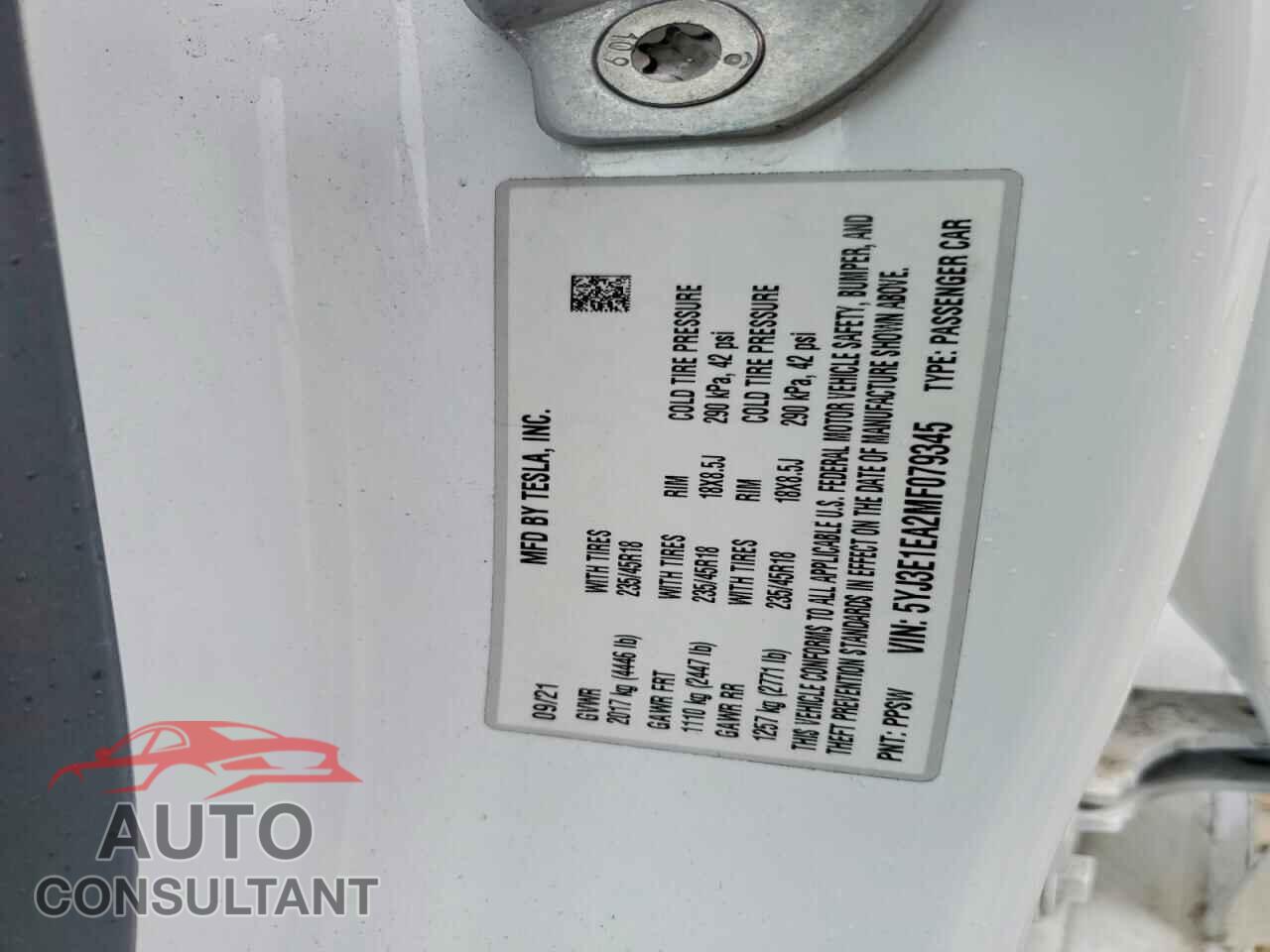 TESLA MODEL 3 2021 - 5YJ3E1EA2MF079345