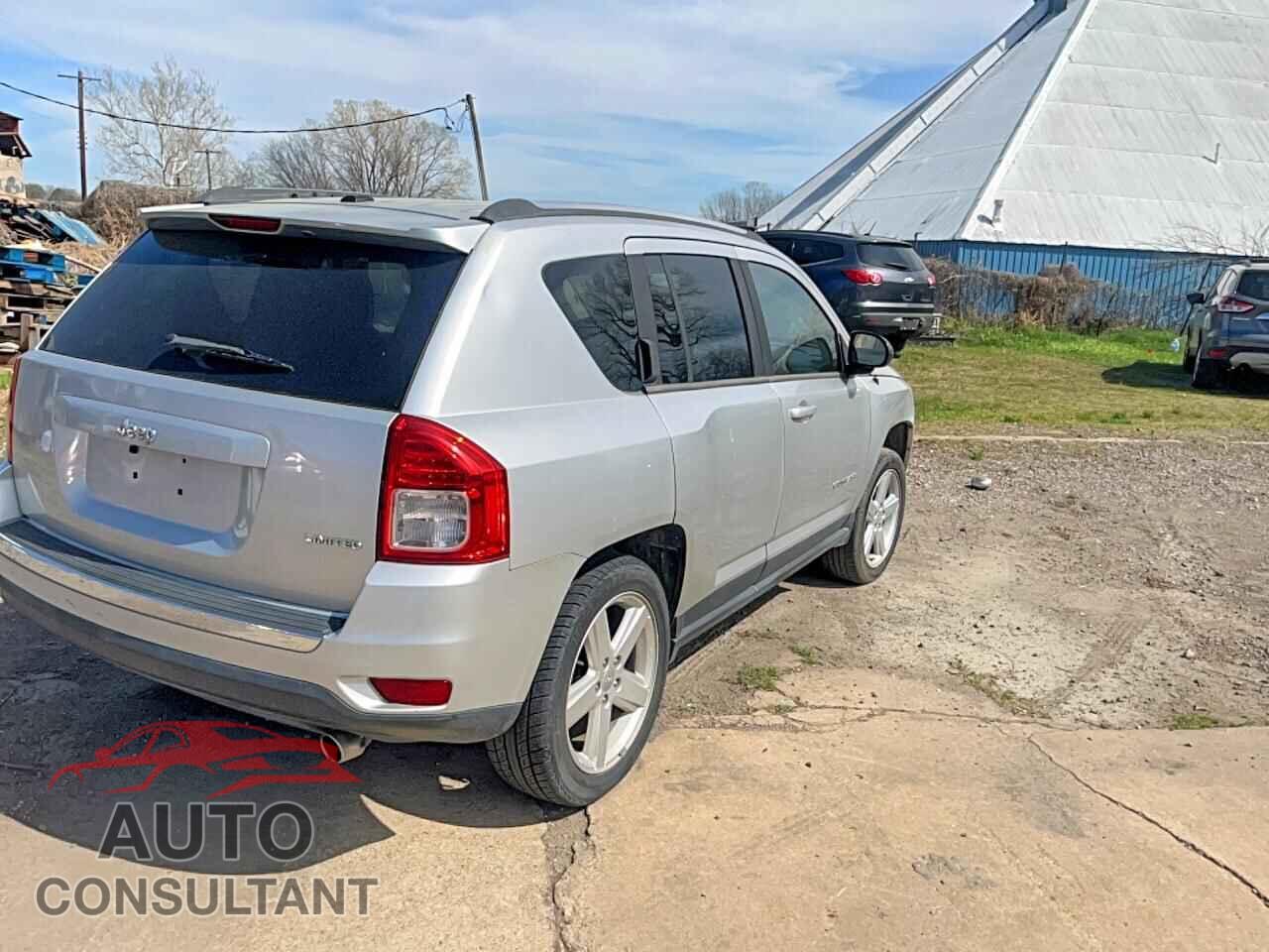 JEEP COMPASS 2013 - 1C4NJCCB0DD270572