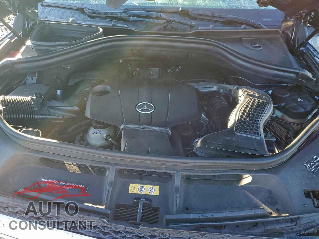 MERCEDES-BENZ GL-CLASS 2015 - 4JGDF6EE2FA506516