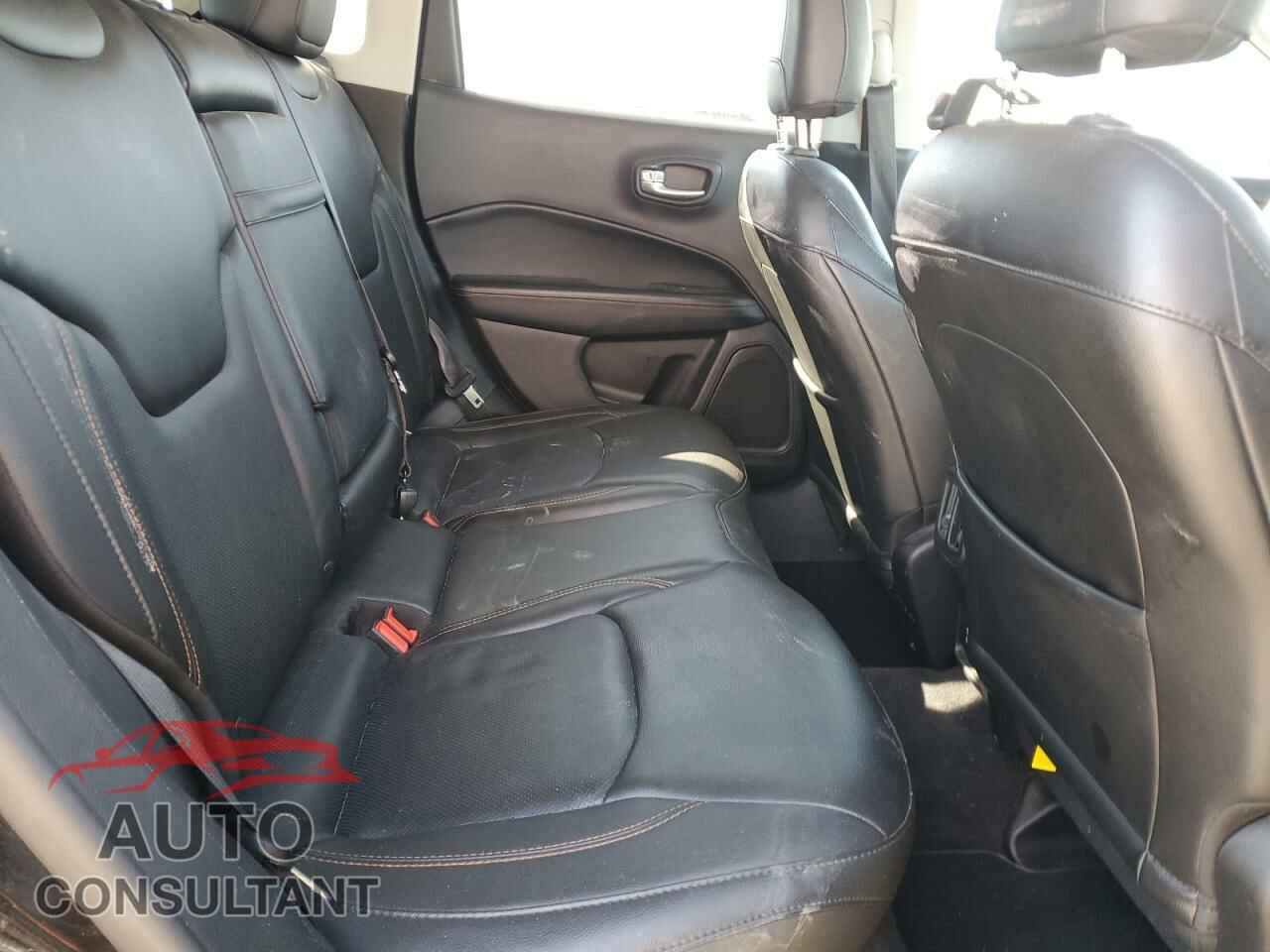 JEEP COMPASS 2018 - 3C4NJDCB3JT315967